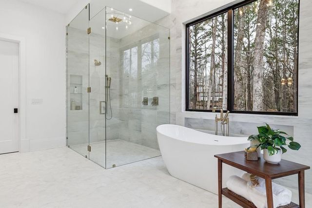 125 Oak Leaf Trail, Milton, GA 30004