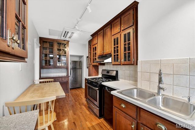 6328 Northwood Avenue 3W, St Louis, MO 63105