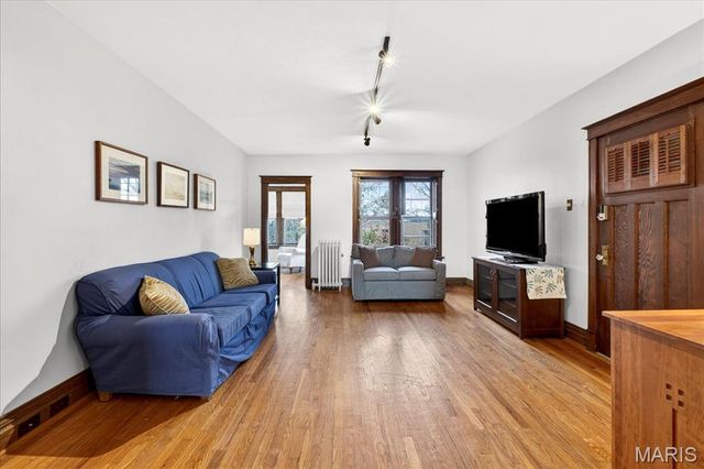 6328 Northwood Avenue 3W, St Louis, MO 63105