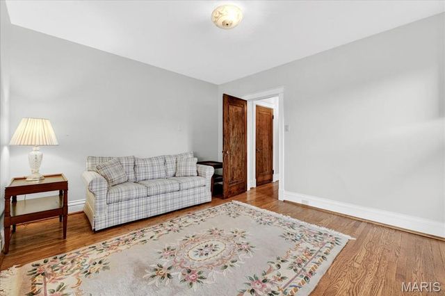 6328 Northwood Avenue 3W, St Louis, MO 63105