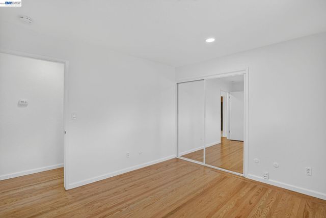 350 Elysian Fields Dr, Oakland, CA 94605