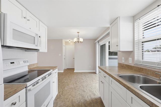 4048 CASTLEGATE DRIVE, Orlando, FL 32839
