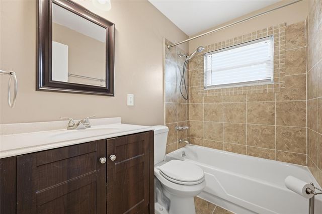 4048 CASTLEGATE DRIVE, Orlando, FL 32839