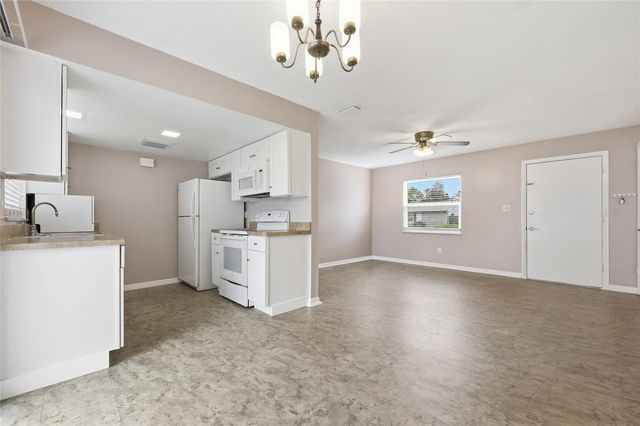 4048 CASTLEGATE DRIVE, Orlando, FL 32839