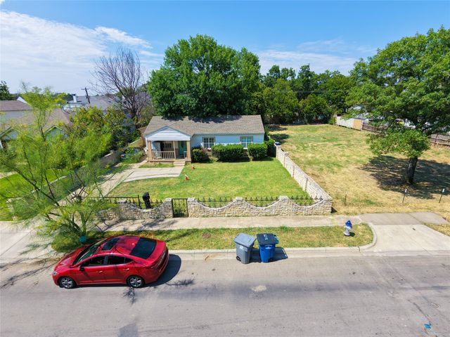 3750 Durango Drive, Dallas, TX 75220