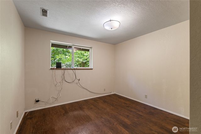 7211 E Grapeview Loop, Allyn, WA 98524