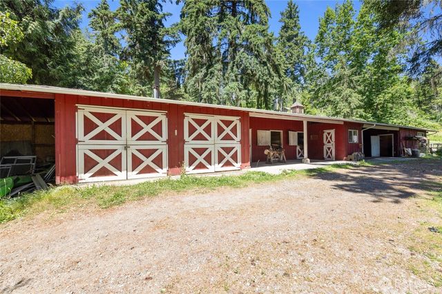 7211 E Grapeview Loop, Allyn, WA 98524