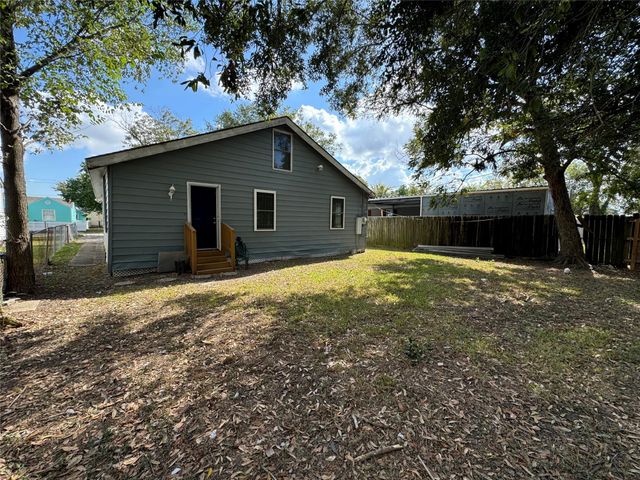 125 Pomeroy Avenue, Pasadena, TX 77506