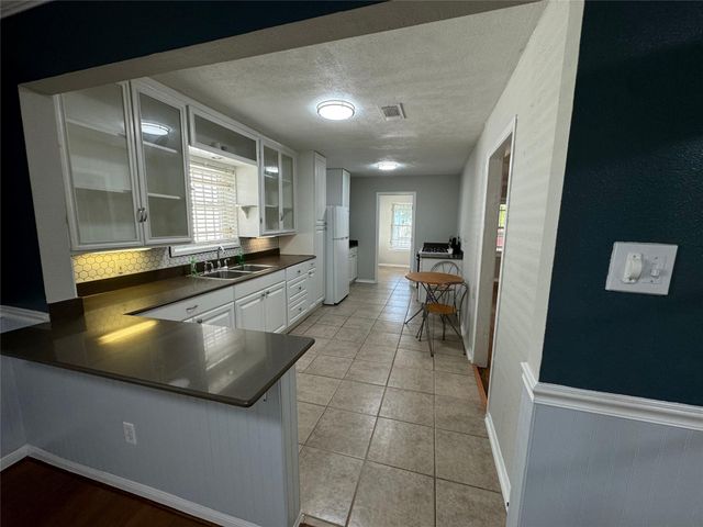 125 Pomeroy Avenue, Pasadena, TX 77506