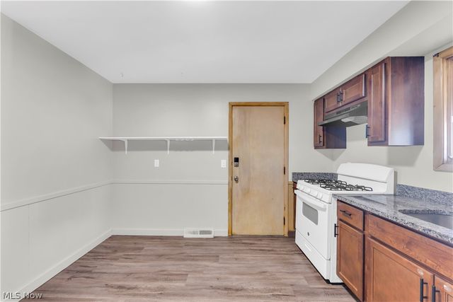 3460 Hetzel Drive, Parma, OH 44134
