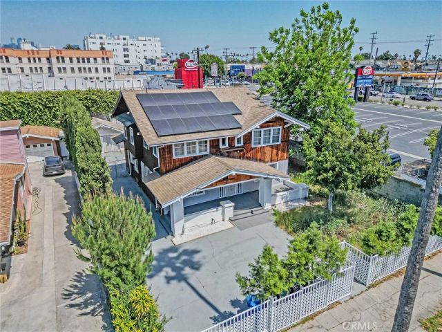 1254 S Manhattan, Los Angeles, CA 90019