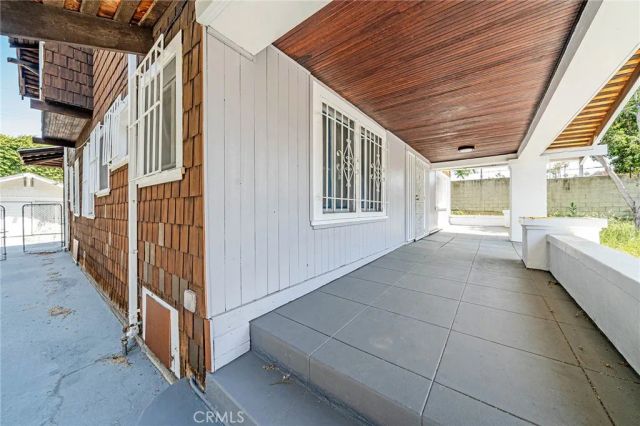 1254 S Manhattan, Los Angeles, CA 90019