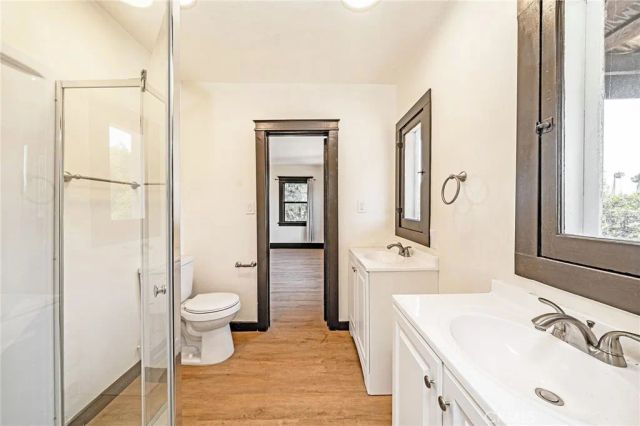 1254 S Manhattan, Los Angeles, CA 90019