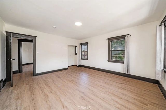 1254 S Manhattan, Los Angeles, CA 90019