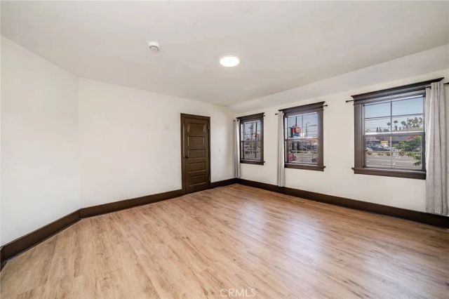 1254 S Manhattan, Los Angeles, CA 90019