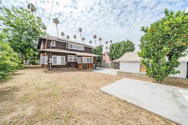 1254 S Manhattan, Los Angeles, CA 90019