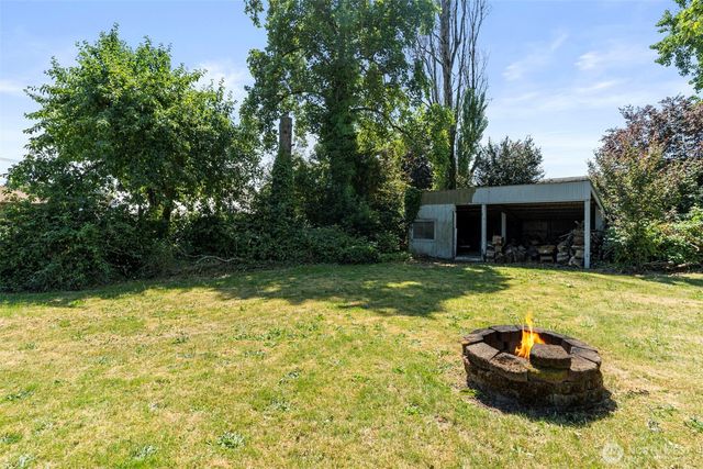 2004 Earl Street, Centralia, WA 98531