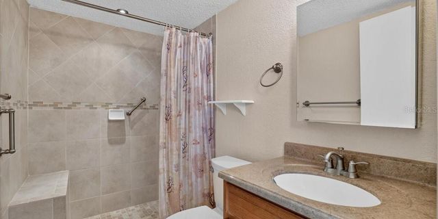 3595 40TH AVENUE S 2, St Petersburg, FL 33711