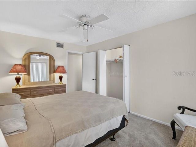 3595 40TH AVENUE S 2, St Petersburg, FL 33711