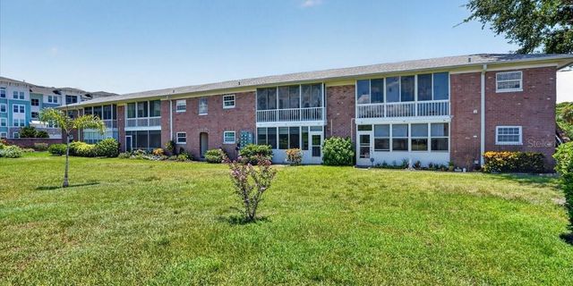 3595 40TH AVENUE S 2, St Petersburg, FL 33711
