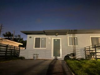 225 SW 76th Court 225, Miami, FL 33144