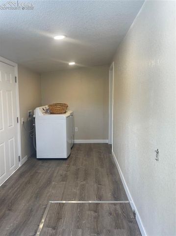 432 S Hancock Avenue, Colorado Springs, CO 80903