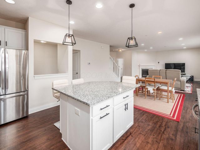 10054 Viburnum Drive, Plain City, OH 43064