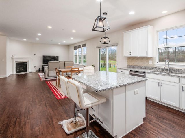 10054 Viburnum Drive, Plain City, OH 43064