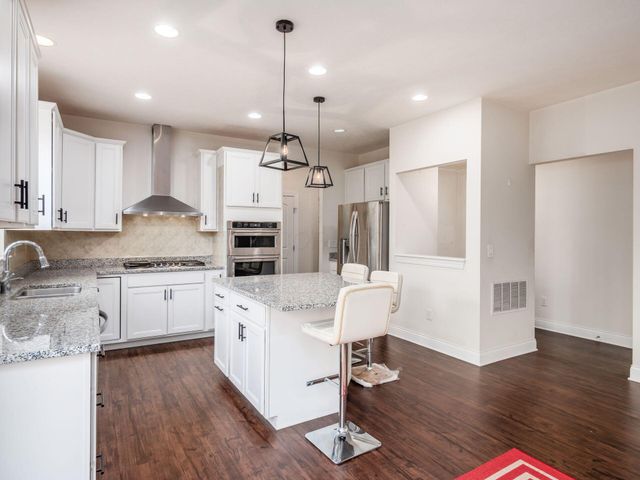 10054 Viburnum Drive, Plain City, OH 43064