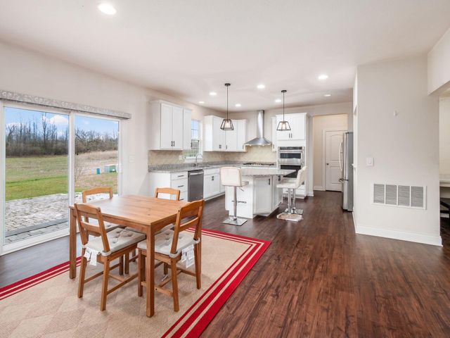 10054 Viburnum Drive, Plain City, OH 43064