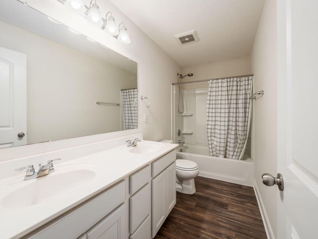 10054 Viburnum Drive, Plain City, OH 43064