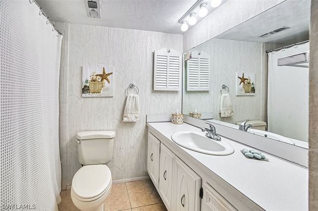 1700 Pine Valley DR 210, Fort Myers, FL 33907