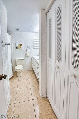 1700 Pine Valley DR 210, Fort Myers, FL 33907