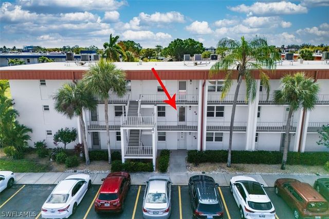 1700 Pine Valley DR 210, Fort Myers, FL 33907