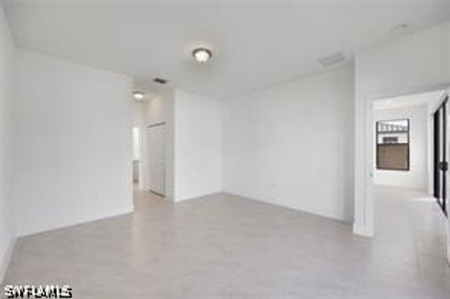 5574 Cassidy LN, Ave Maria, FL 34142