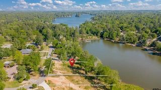1217 Chateau Lane B, Lindale, TX 75771