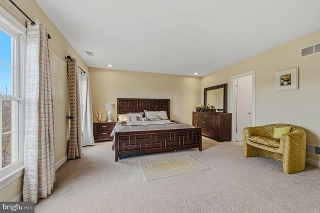 19 SIENNA DR, Landenberg, PA 19350