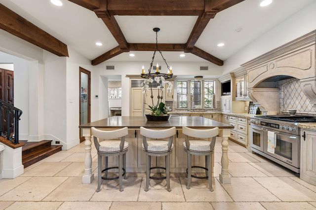 3325 Inwood Drive, Houston, TX 77019