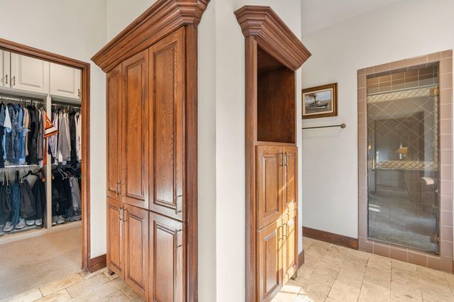 3325 Inwood Drive, Houston, TX 77019