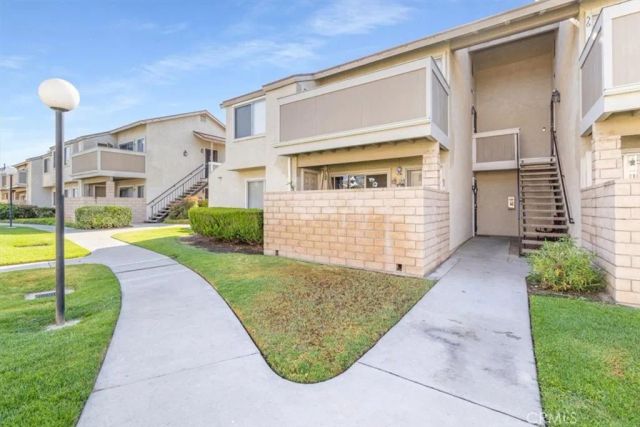 8561 La Salle 53, Cypress, CA 90630