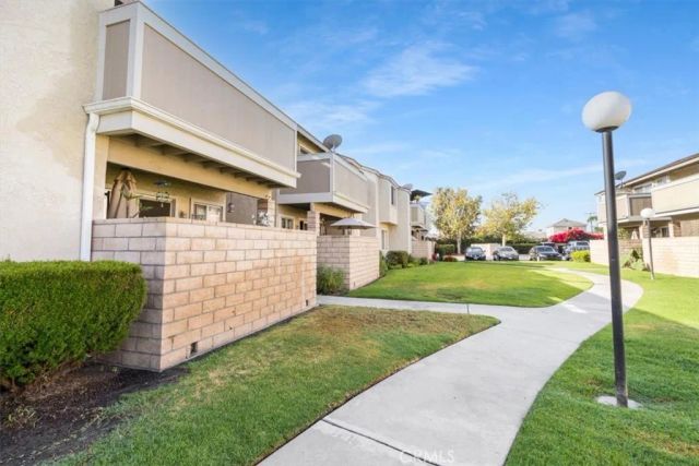 8561 La Salle 53, Cypress, CA 90630