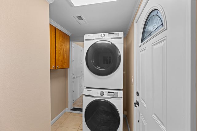 650 W Kaufman Street, Paris, TX 75460