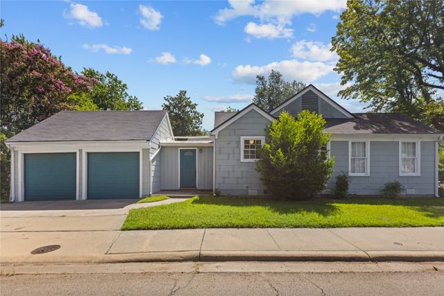 650 W Kaufman Street, Paris, TX 75460