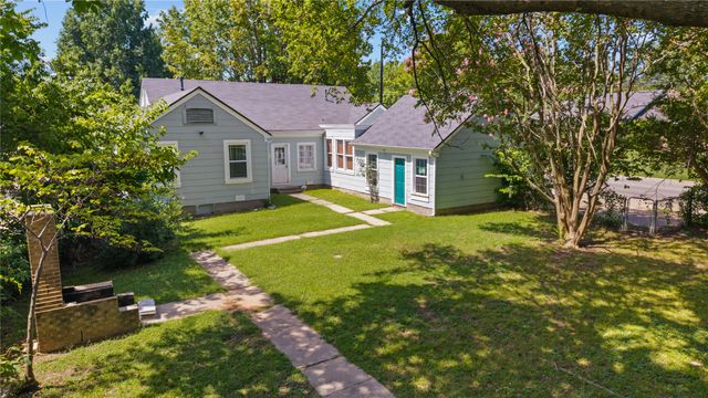 650 W Kaufman Street, Paris, TX 75460