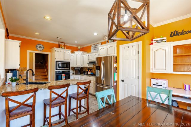 2218 S 113th West Street, Sapulpa, OK 74066