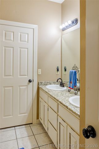 2218 S 113th West Street, Sapulpa, OK 74066