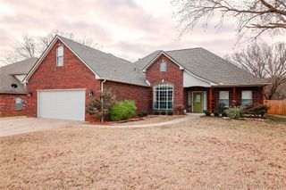 2218 S 113th West Street, Sapulpa, OK 74066