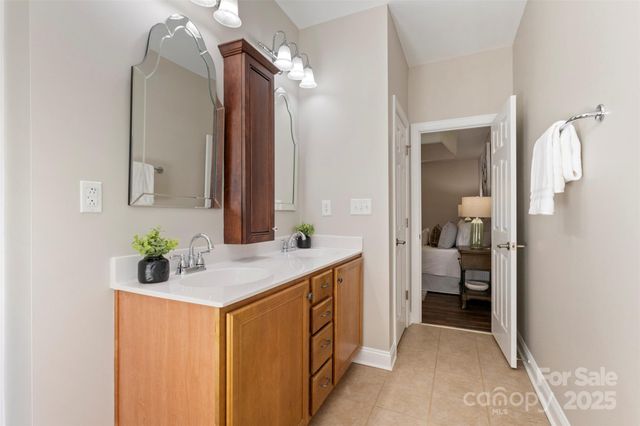 8071 Andrew Franklin Drive, Denver, NC 28037