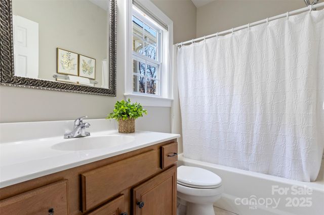 8071 Andrew Franklin Drive, Denver, NC 28037