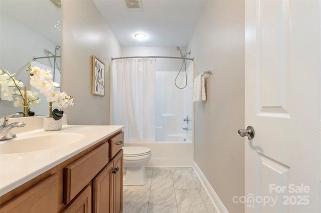 8071 Andrew Franklin Drive, Denver, NC 28037